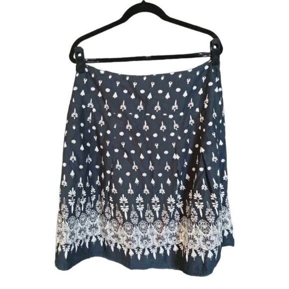 Mix Nouveau Womens Floral Print Skirt Attached Belt Side Zip Plus Size 2X - Picture 6 of 8